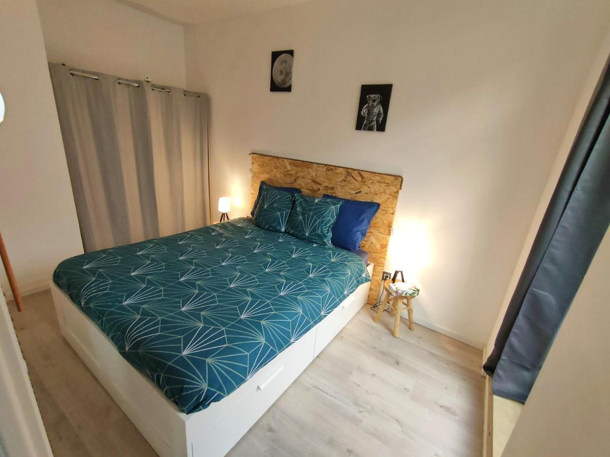 شقة Patio Cosy Thizy-les-Bourgs المظهر الخارجي الصورة