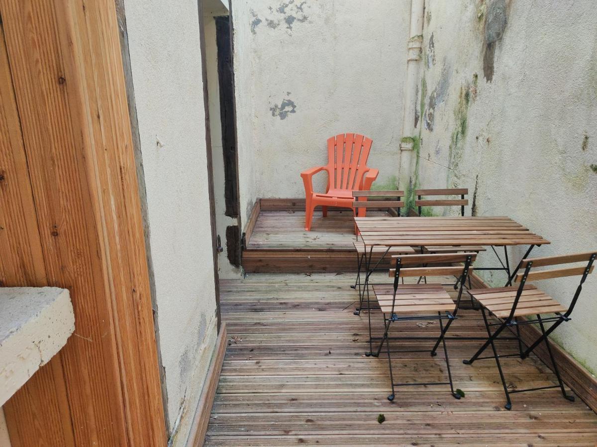 شقة Patio Cosy Thizy-les-Bourgs المظهر الخارجي الصورة